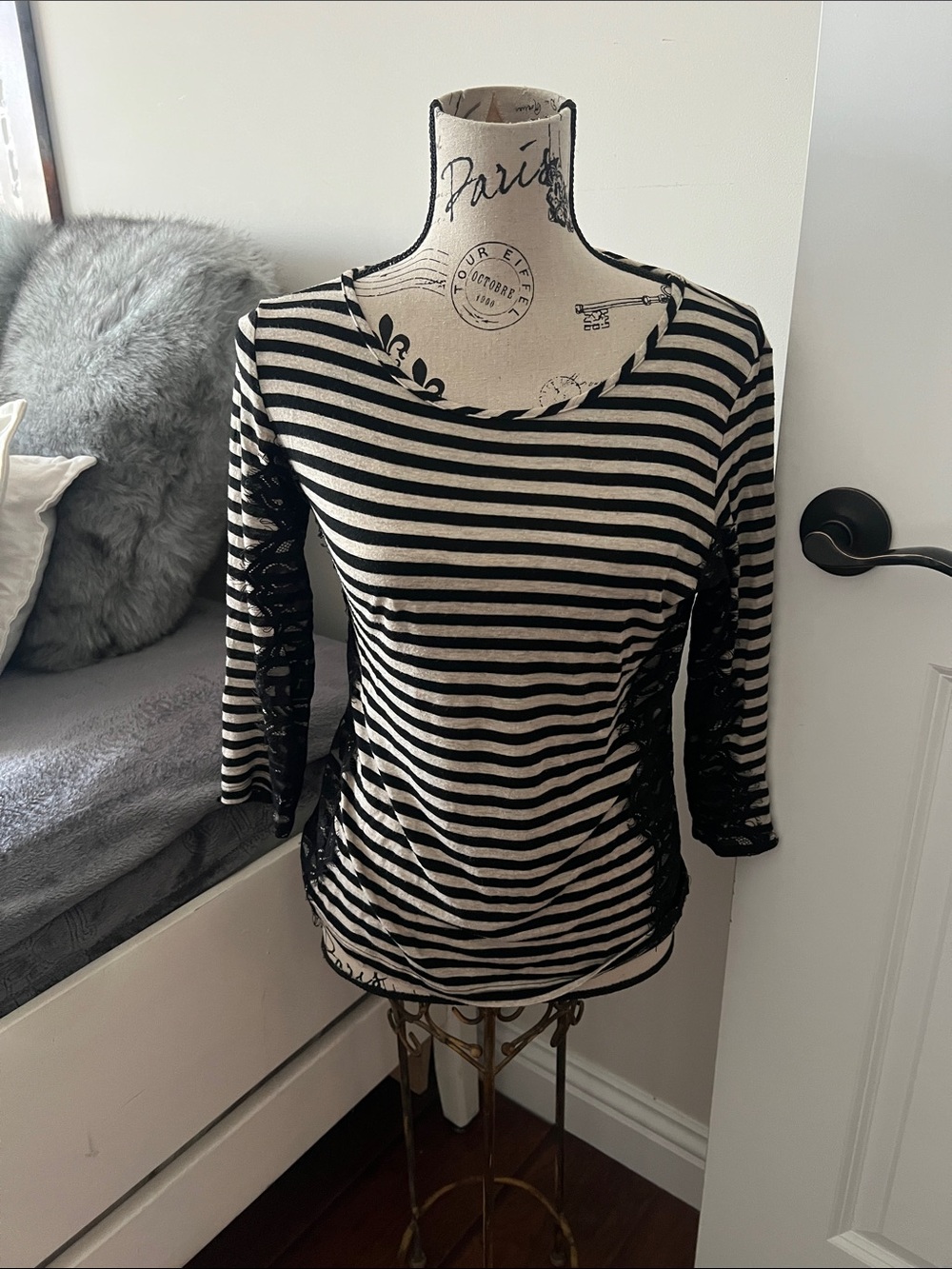 Women’s Black & White Striped Lace-Side Top